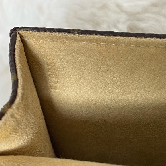 LOUIS VUITTON POCHETTE FLORENTINE. PRELOVED AND AUTHENTIC ! - Picture 6 of 11